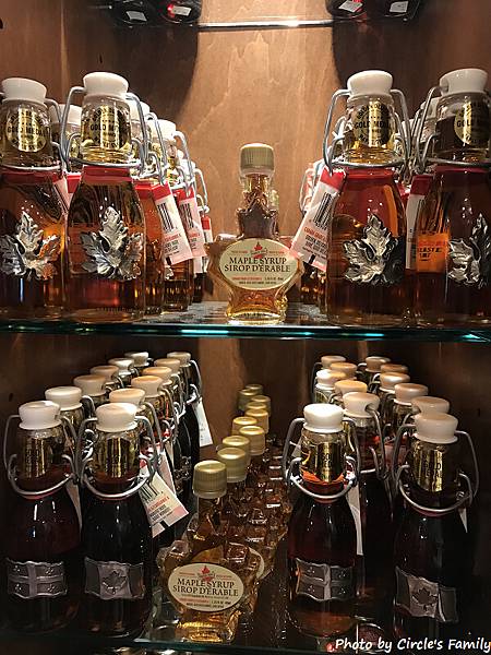 魁北克 水晶瀑布 Montmorency Falls.高 魁北克 水晶瀑布 Montmorency Falls.高