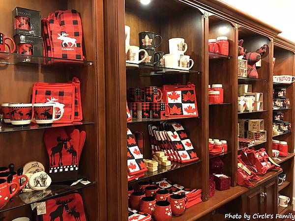 魁北克 水晶瀑布 Montmorency Falls.高 魁北克 水晶瀑布 Montmorency Falls.高