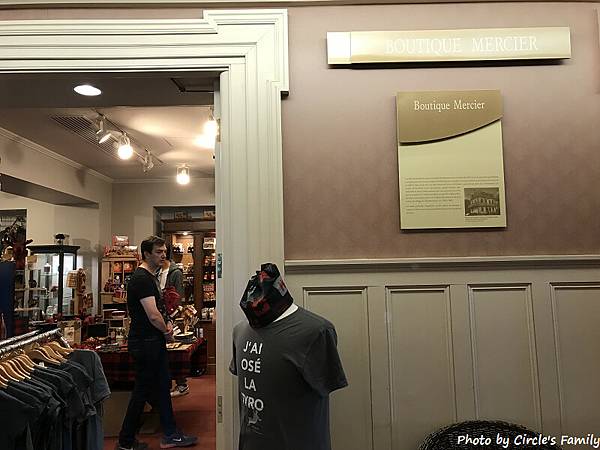 魁北克熱門景點 蒙特倫西瀑布 Montmorency F 魁北克熱門景點 蒙特倫西瀑布 Montmorency F