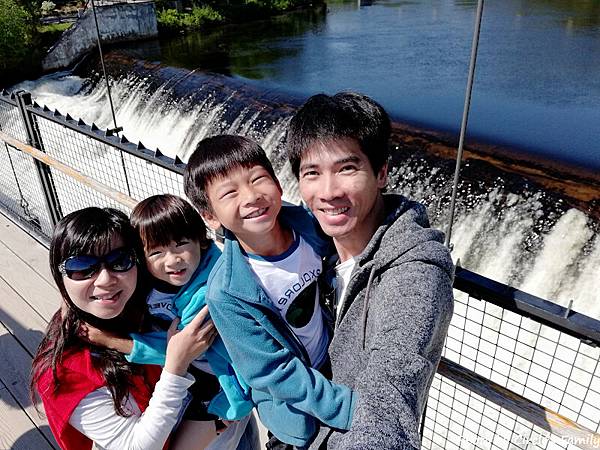 魁北克 水晶瀑布 Montmorency Falls.高 魁北克 水晶瀑布 Montmorency Falls.高