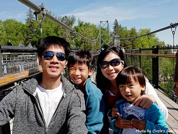 魁北克 水晶瀑布 Montmorency Falls.高 魁北克 水晶瀑布 Montmorency Falls.高