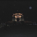 夜間的紀念廟