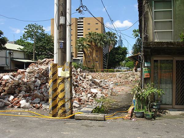 基隆路三段156號眷舍