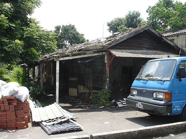 基隆路三段156巷眷舍