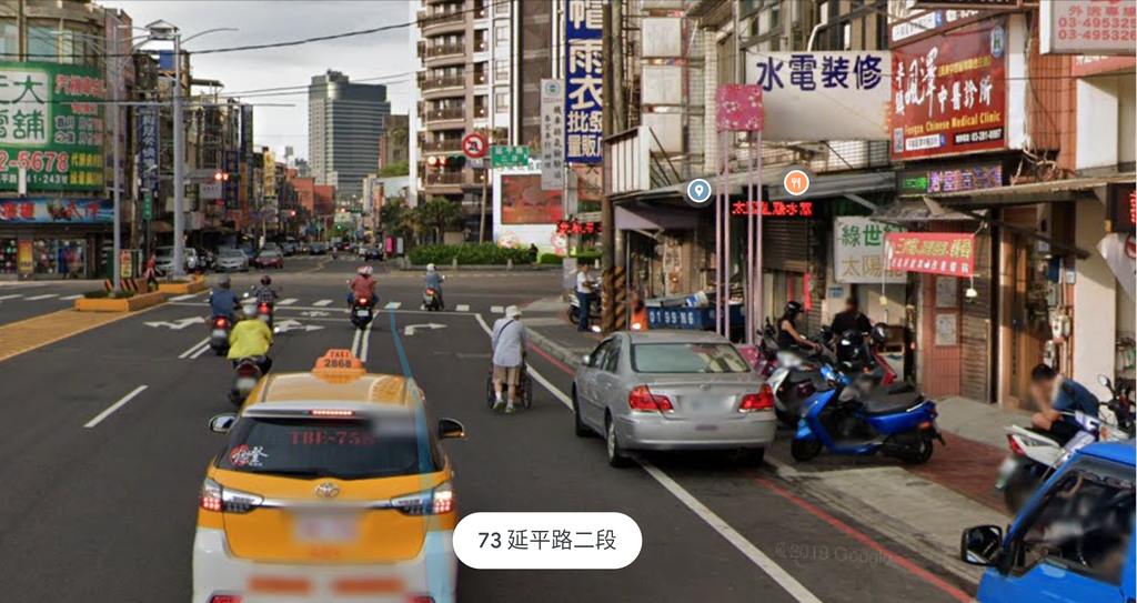 人本示範道路的輪椅_正 人本示範道路的輪椅_正