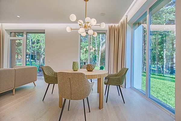 裝潢設計【簡約風格】指南，打造純淨與簡約的家居空間，特色/色