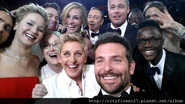 HT_ellen_degeneres_lawrence_selfie_sk_140302_16x9_992.jpg