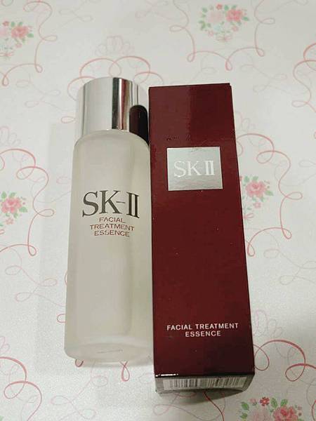 必買!!!女生保養品中一定要有一瓶:SK-II青春露