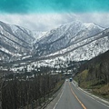 第二天-小樽出發前往十勝幕別溫泉飯店途中看到山上的雪景(3).jpg