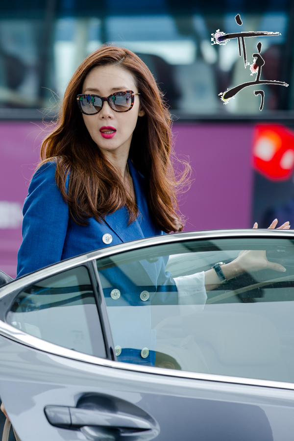 /tmp/phpr7jy1c /tmp/phpr7jy1c