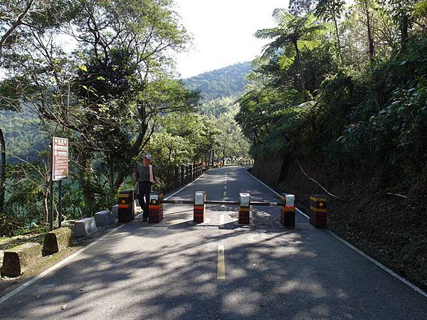 鯉魚山步道 (191).JPG