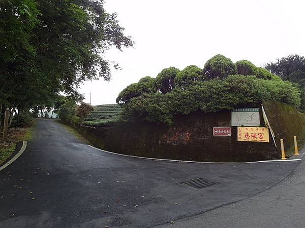 獅公髻尾山、粗坑口健行步道 (60).JPG