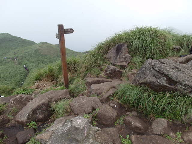 七星山東峰、七星公園、夢幻湖 (128).JPG