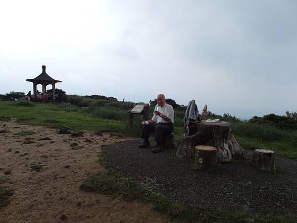 七星山東峰、七星公園、夢幻湖 (164).JPG