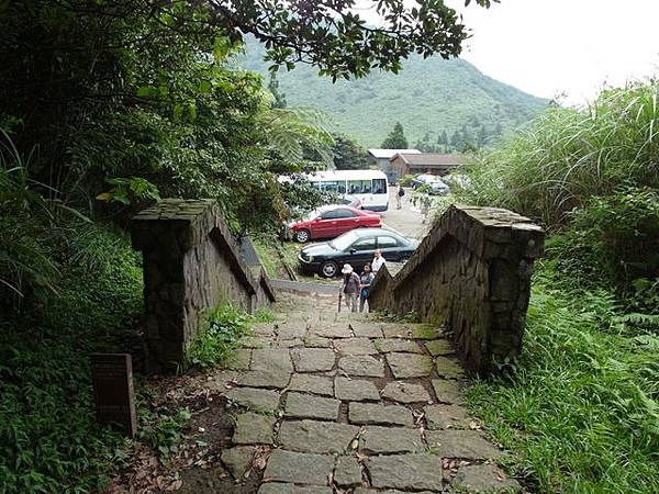 七星山東峰、七星公園、夢幻湖 (183).JPG