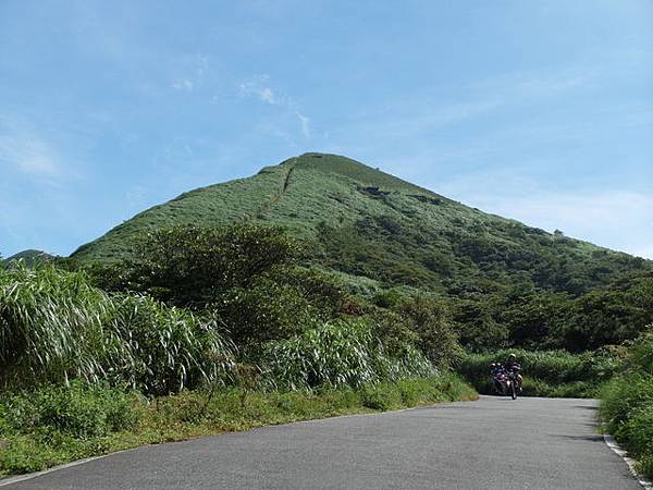 大屯山主峰、南峰、西峰登山步道 (32).JPG