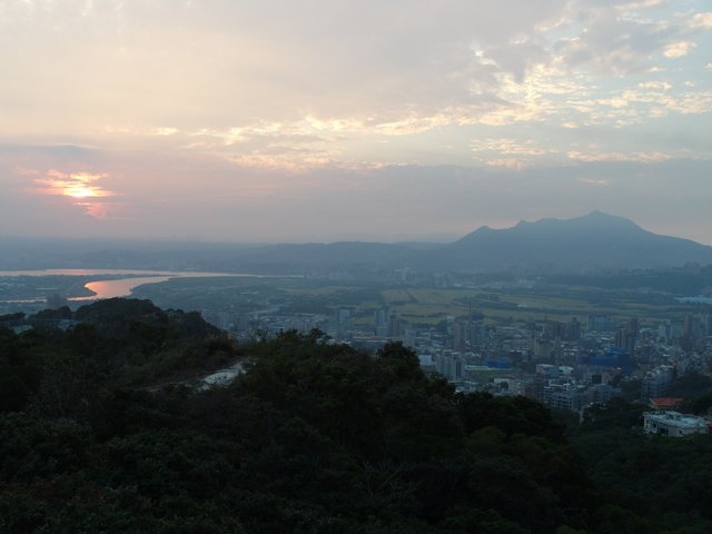 東華山、奇岩山、唭哩岸山 (131).JPG