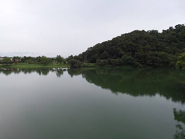 梅花湖 (11).JPG