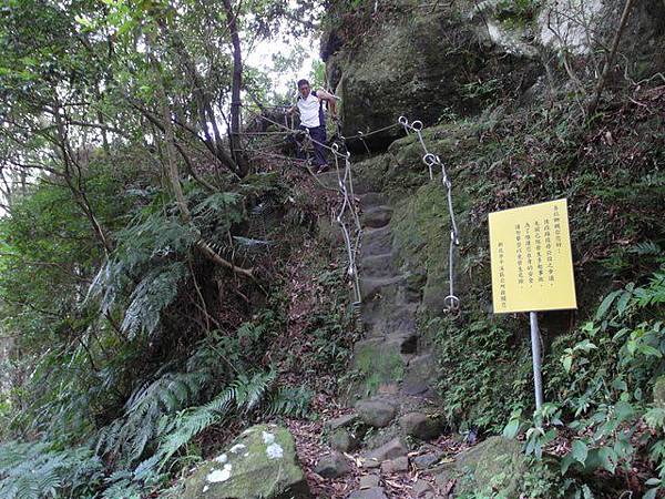 孝子山、慈母峰、菩提山 (21).JPG