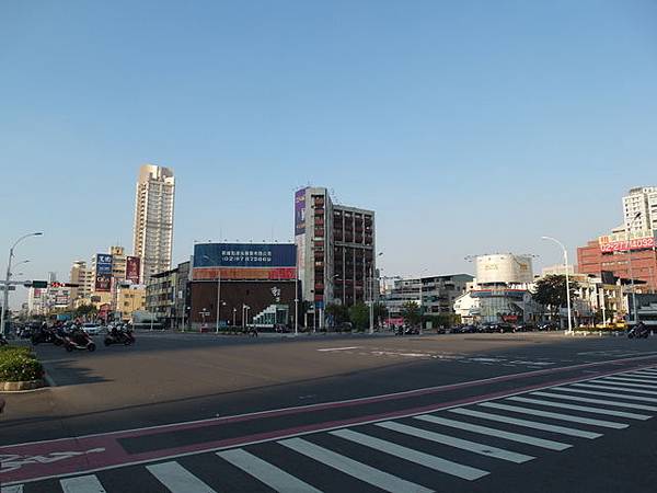 三多商圈 (4).JPG