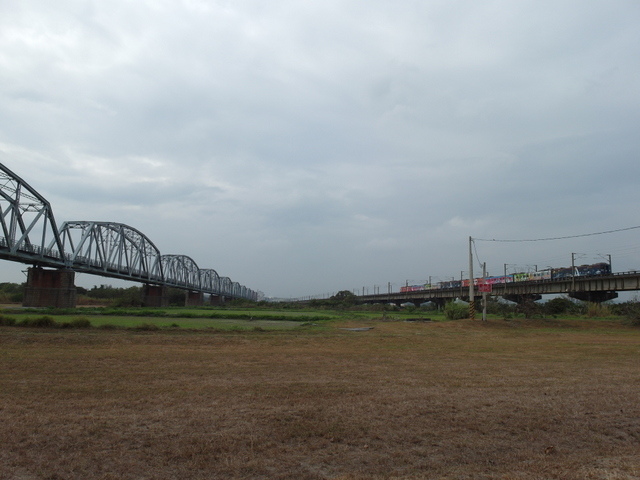 下淡水溪鐵橋 (45).JPG