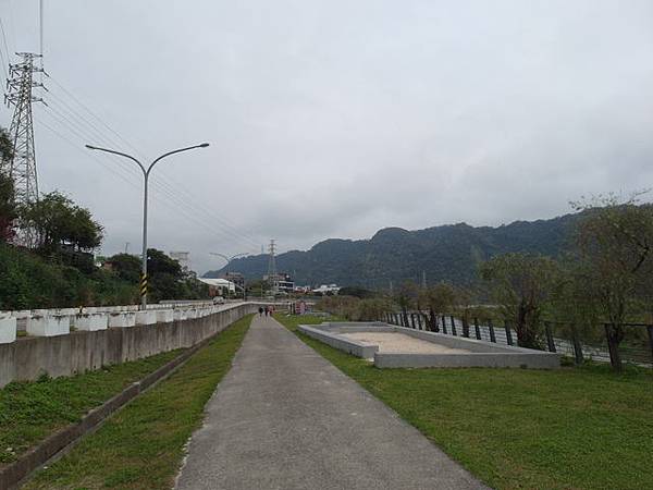 大鶯綠野景觀自行車道 (90).JPG