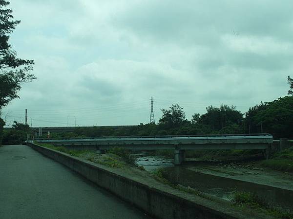 桃園濱海自行車道 (540).JPG