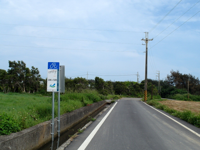 後龍綠光海風自行車道 (93).JPG