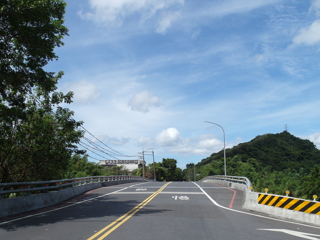 基隆河右岸自行車道_汐止段 (30).JPG