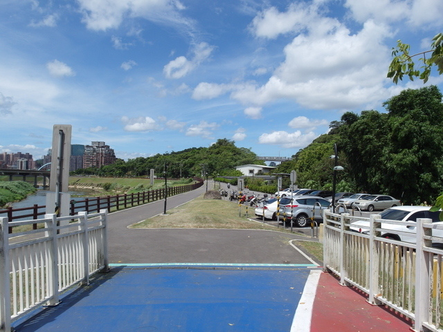 基隆河右岸自行車道_汐止段 (108).JPG