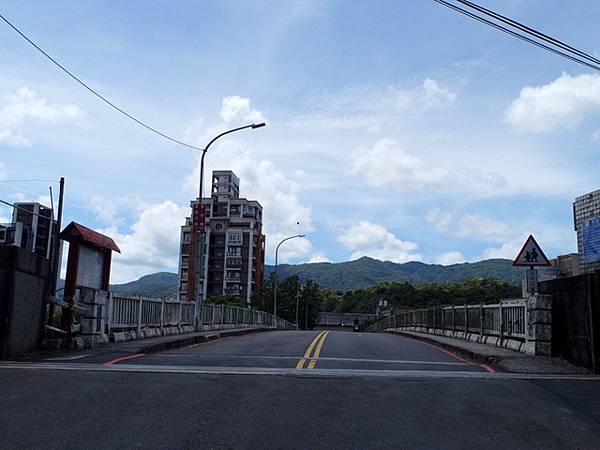 基隆河右岸自行車道_汐止段 (112).JPG