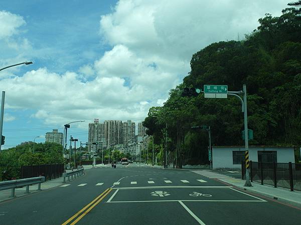 基隆河右岸自行車道_汐止段 (185).JPG