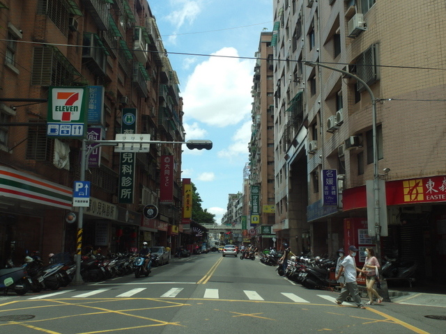 基隆河右岸自行車道_汐止段 (198).JPG