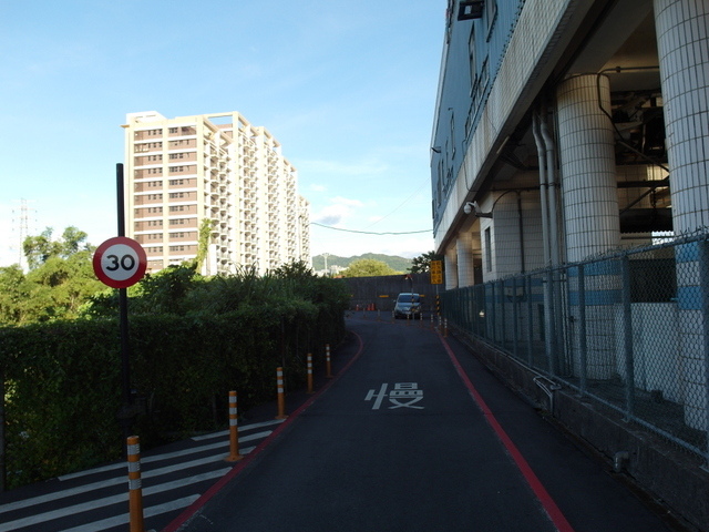 基隆河右岸自行車道_汐止段 (244).JPG