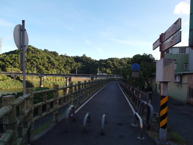 基隆河右岸自行車道_汐止段 (265).JPG