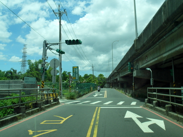 基隆河右岸自行車道_汐止段 (303).JPG