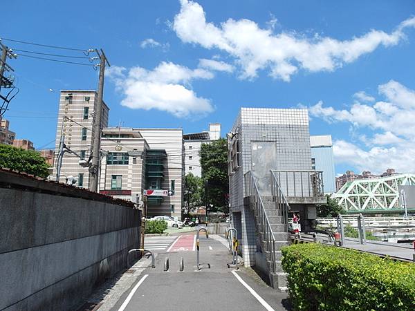 基隆河右岸自行車道_汐止段 (333).JPG