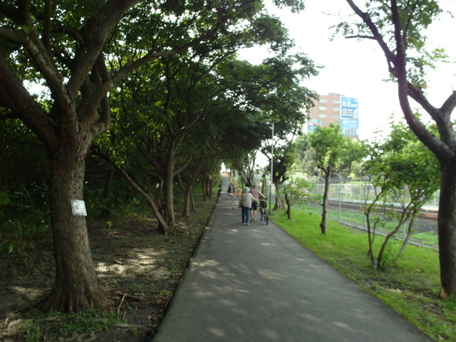 淡水河右岸自行車道 (45).JPG