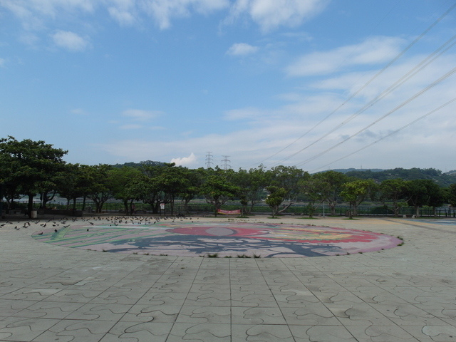 淡水河右岸自行車道 (87).JPG