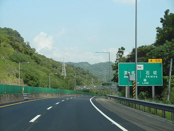 北宜高速公路 (14).JPG