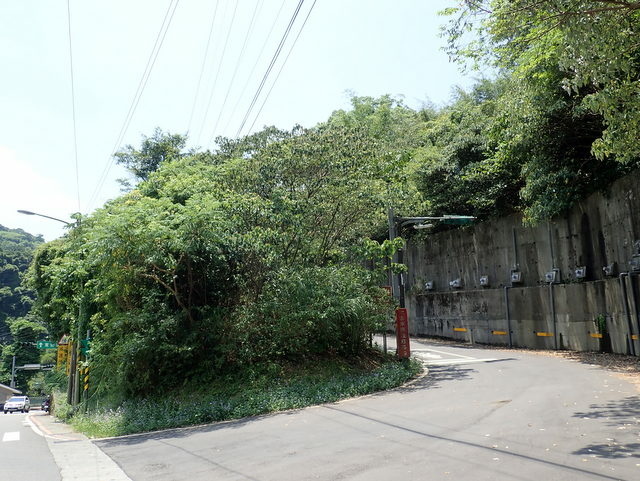 基平公路 (102).JPG