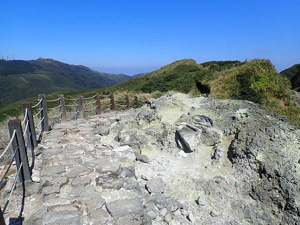 七星山步道 (34).JPG