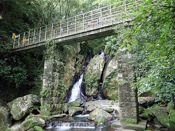 大屯瀑布 (126).JPG