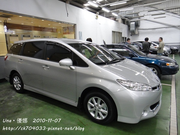 2010.11.7  Toyota all new wish 2.0E 特仕車4.JPG