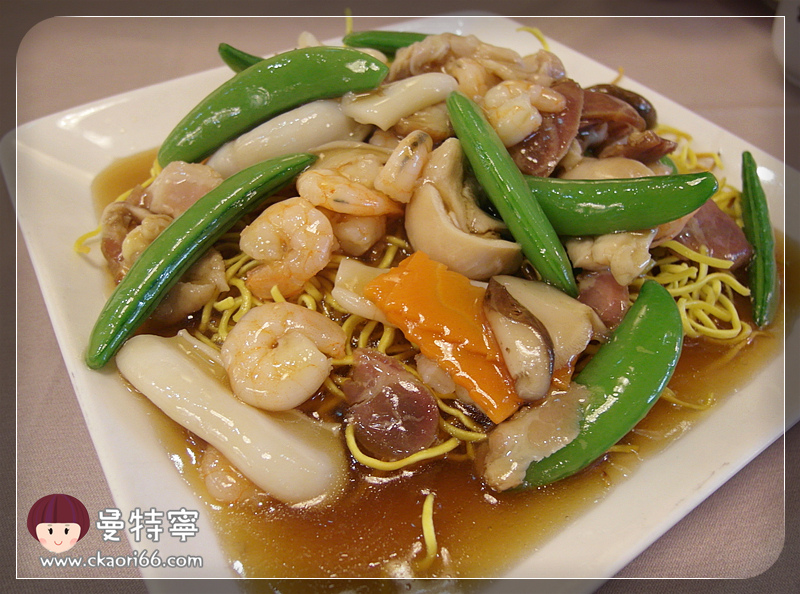 [高雄生態園區捷運站異國料理]富苑喜宴會館