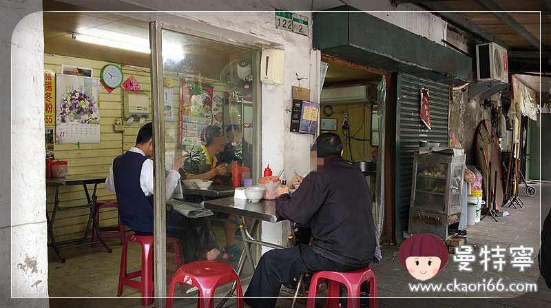 [台北南京三民捷運站老店小吃]大頭豬腸冬粉