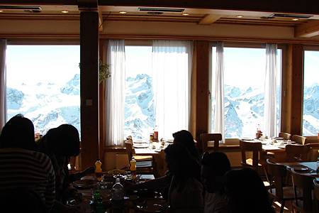 0530 在鐵力士山吃午飯 110.JPG