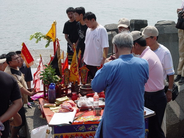 祭江--老大上香