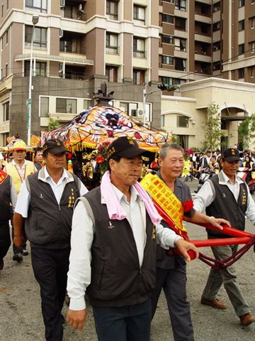 台西崙豐進安府眾神神轎