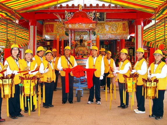 宜蘭碧霞宮岳武穆王神轎